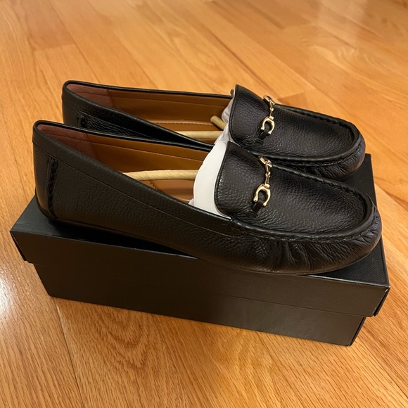 Coach Mavis Leather Loafer - Picture 6 of 7